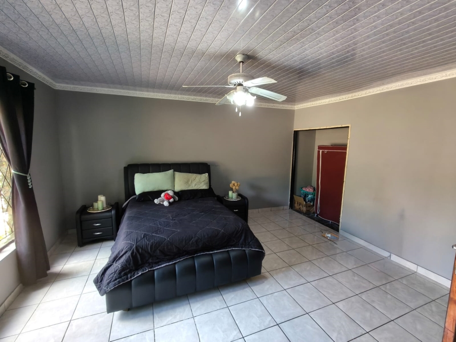 3 Bedroom Property for Sale in Rustenburg Central North West